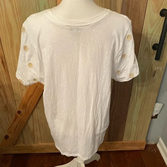 Lucky Brand White Tee with Gold Accents - Picture 4 of 8